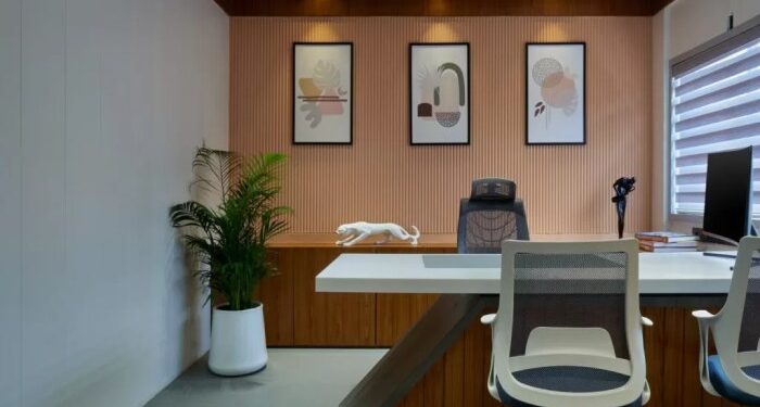 50 Trending Small Office Interior Design Projects 2024