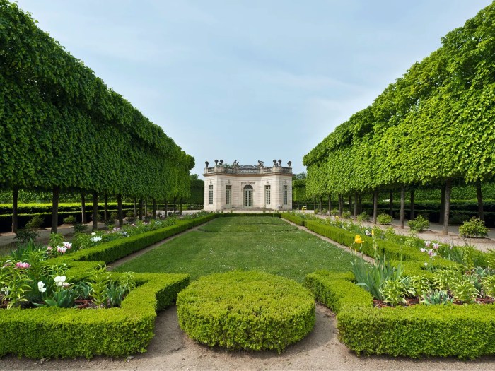 Landscape Architecture - Garden and Landscape Design | Architectural Digest