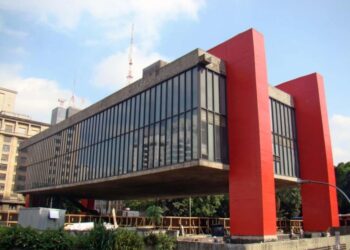 Lina Bo Bardi | Biography, Architecture, Buildings, Furniture, Museum ...